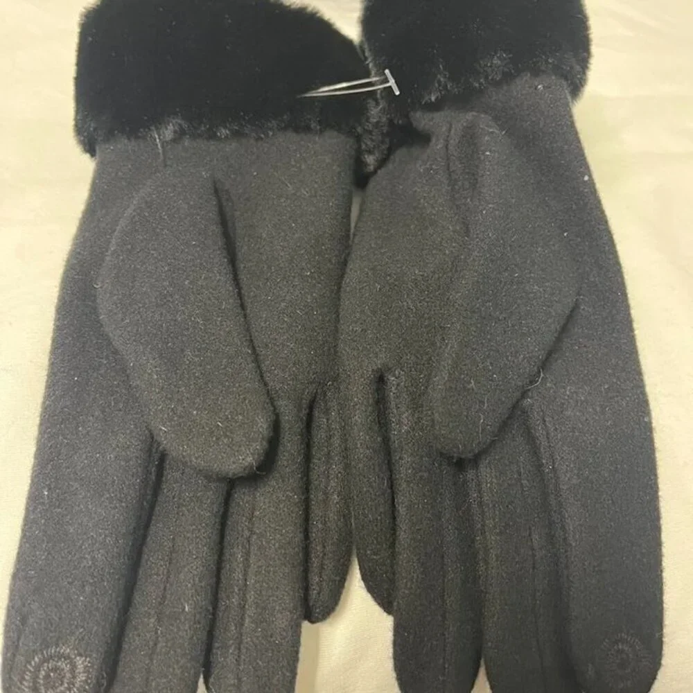 🖤 Urban Republic Faux Fur Cuff Gloves – Black – Size S 🖤
